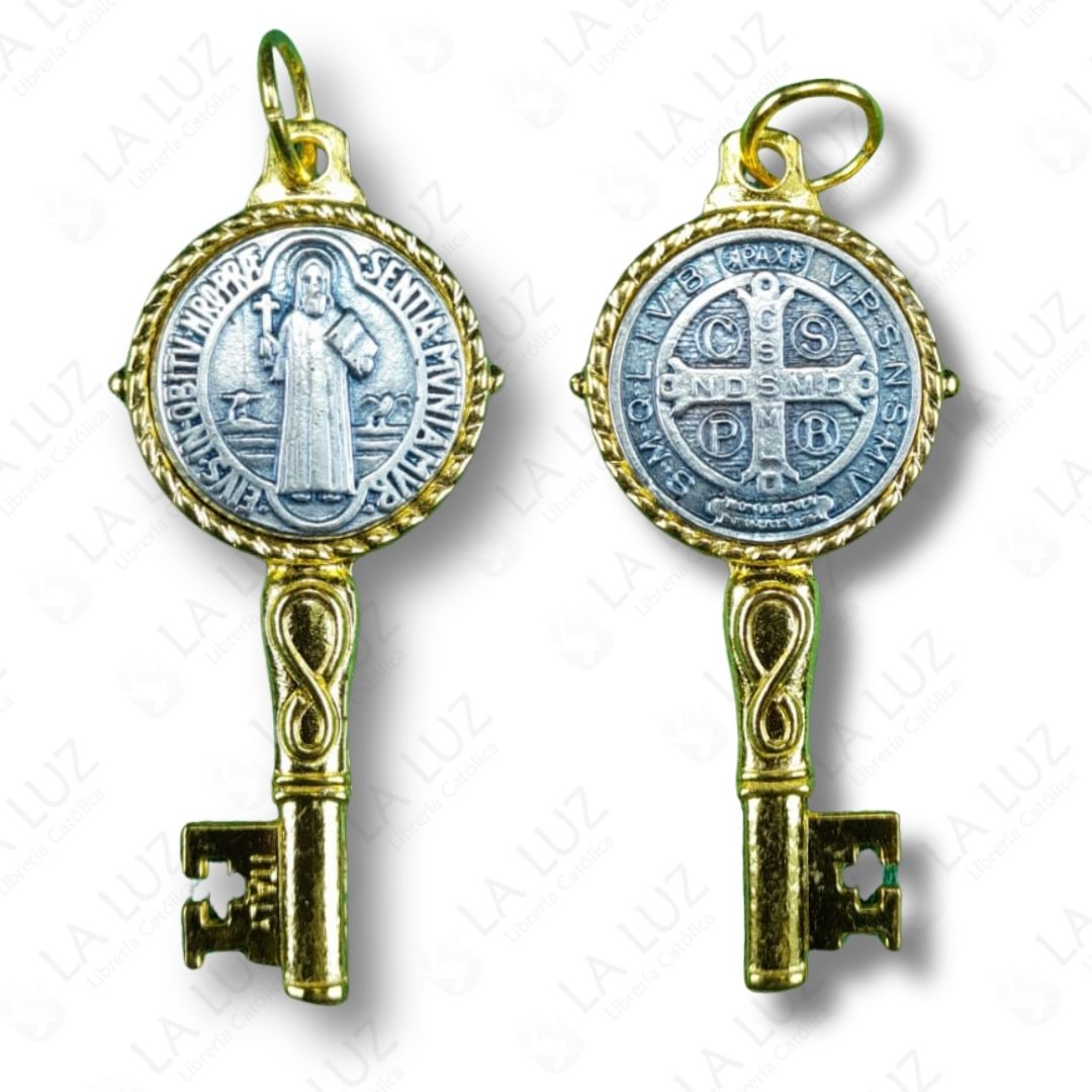 llave-de-san-benito-dorado-ambos-lados